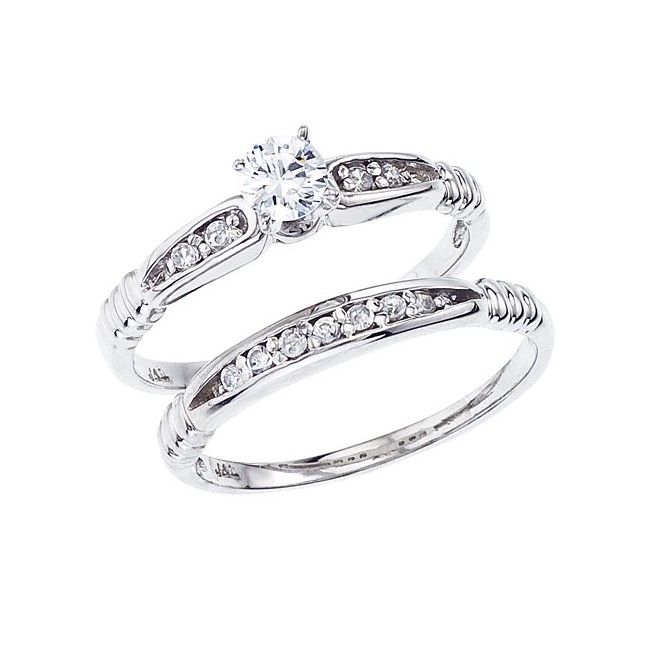 14K White Gold Qpid .31 Ct Diamond Bridal Ring Set