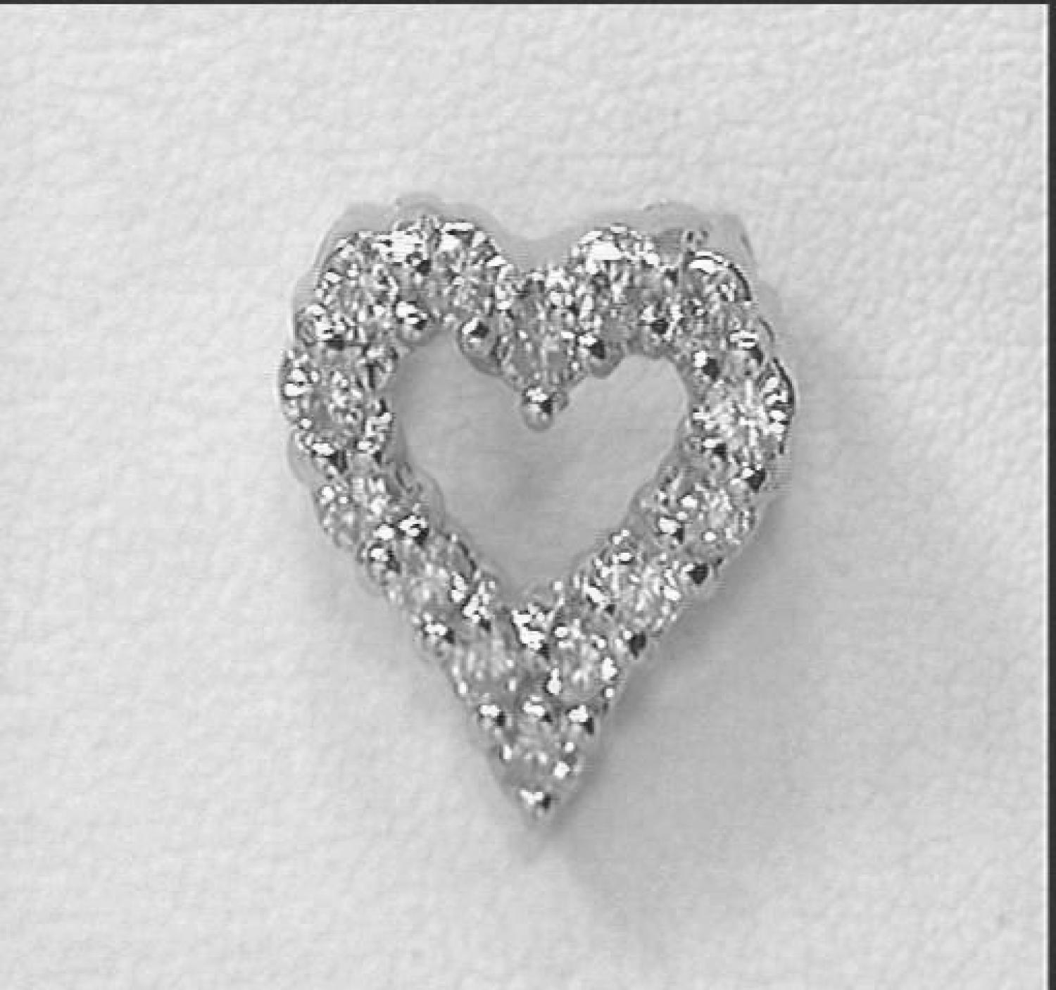 14K White Gold Diamond Heart Pendant