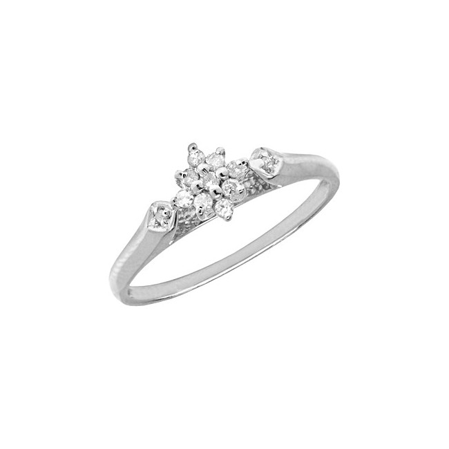 10K White Gold Diamond Cluster Ring