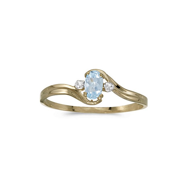 10k Yellow Gold Oval Aquamarine And Diamond Ring