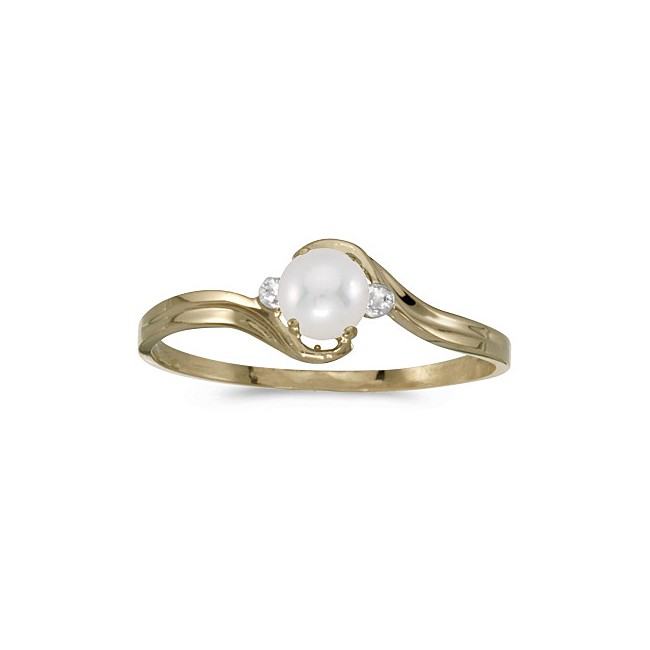 10k Yellow Gold Pearl And Diamond Ring