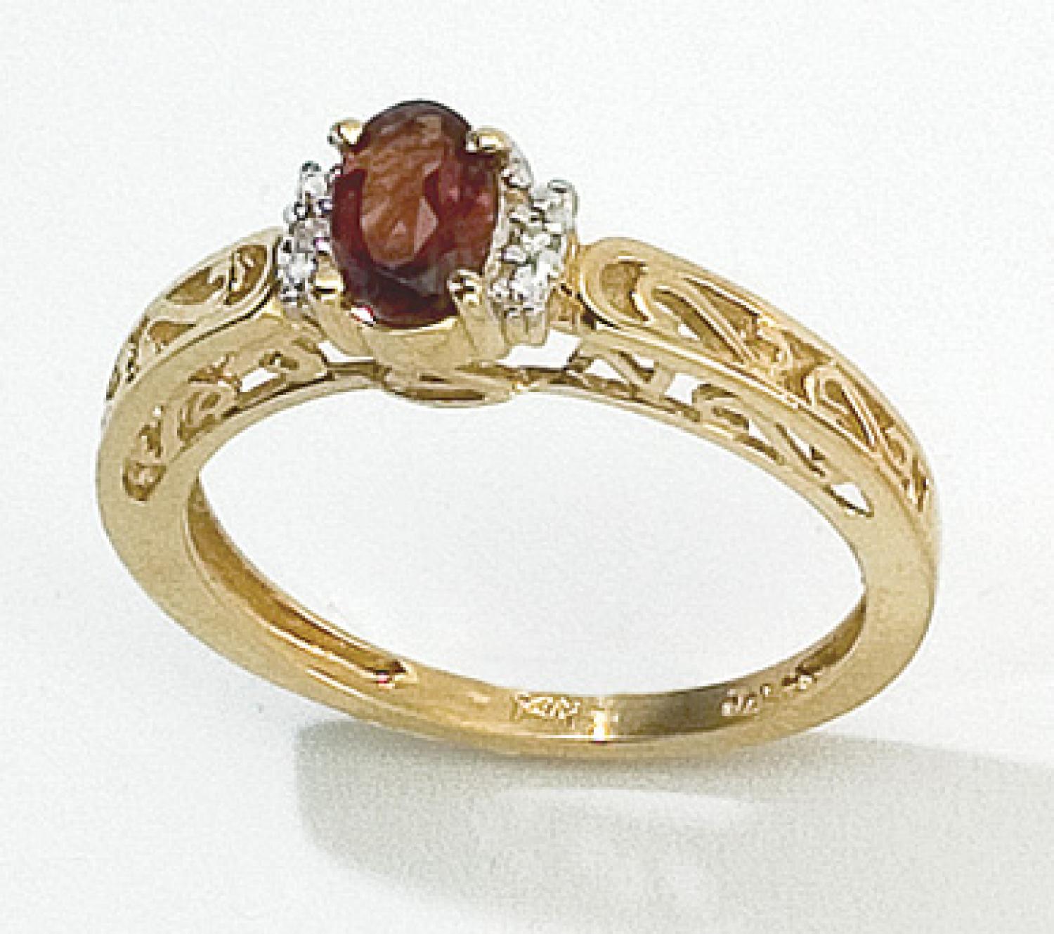 14k Yellow Gold Oval Garnet And Diamond Ring