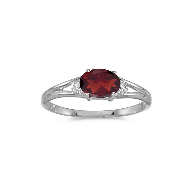 14k White Gold Oval Garnet And Diamond Ring