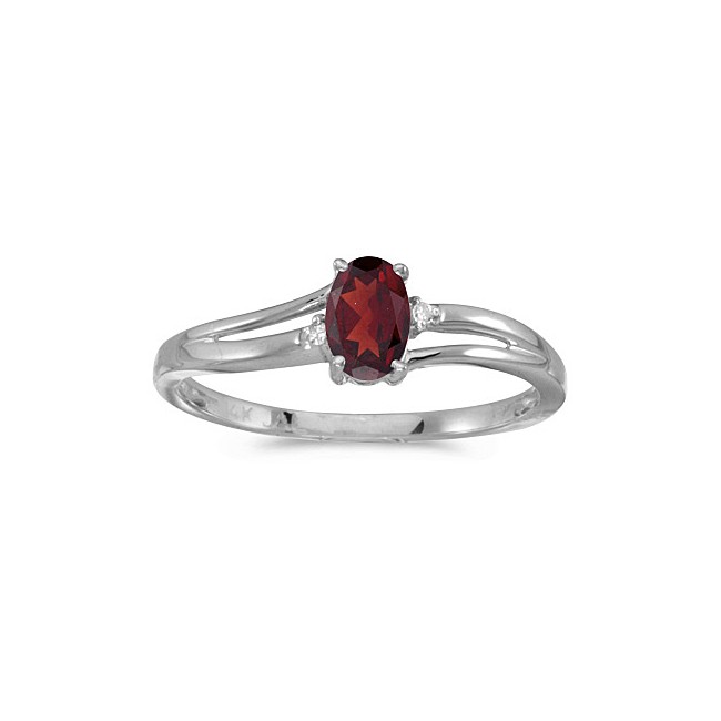 14k White Gold Oval Garnet And Diamond Ring