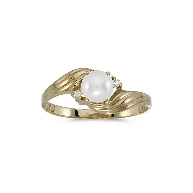 14k Yellow Gold Pearl And Diamond Ring