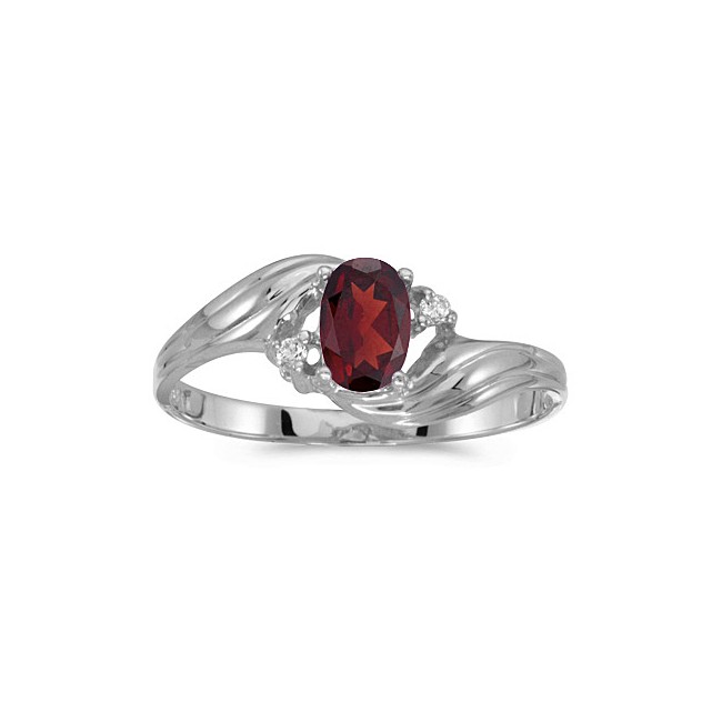 14k White Gold Oval Garnet And Diamond Ring