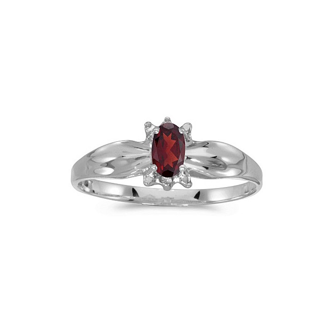 14k White Gold Oval Garnet And Diamond Ring