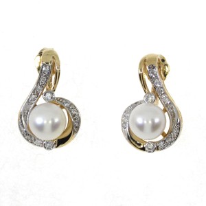 14K Yellow Gold 6 mm Pearl and Diamond Fashion Earrings