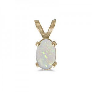 14k Yellow Gold Oval Opal Pendant