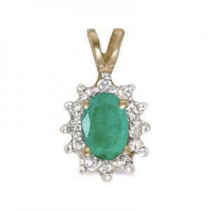 10k Yellow Gold Oval Emerald And Diamond Pendant