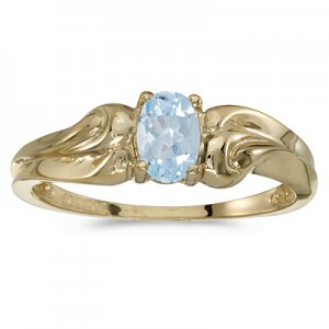 10k Yellow Gold Oval Aquamarine And Diamond Ring