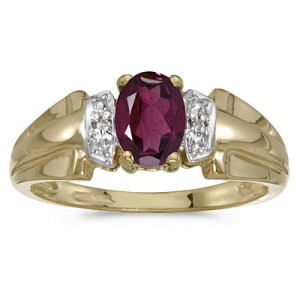 10k Yellow Gold Oval Rhodolite Garnet And Diamond Ring