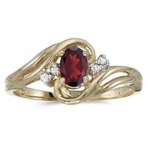 14k Yellow Gold Oval Garnet And Diamond Ring