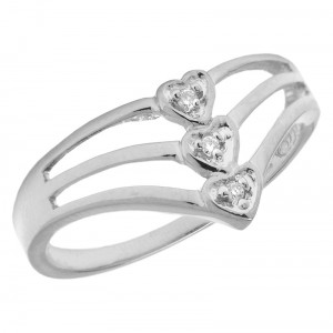 14k White Gold Triple Heart Diamond Ring