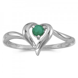 14k White Gold Round Emerald Heart Ring