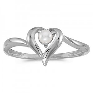 14k White Gold Pearl Heart Ring