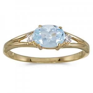 14k Yellow Gold Oval Aquamarine And Diamond Ring