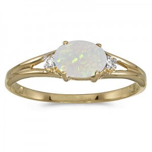 14k Yellow Gold Oval Opal And Diamond Ring