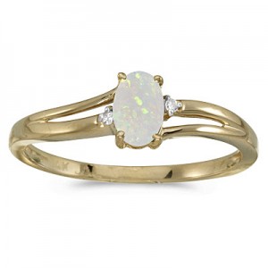 14k Yellow Gold Oval Opal And Diamond Ring