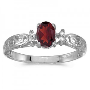 14k White Gold Oval Garnet And Diamond Filagree Ring