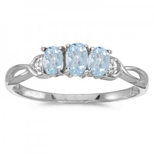 14k White Gold Oval Aquamarine And Diamond Three Stone Ring