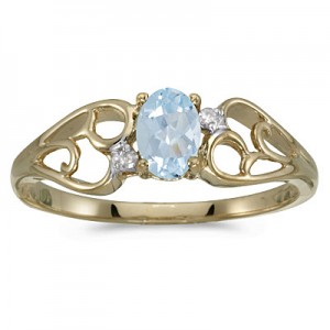 10k Yellow Gold Oval Aquamarine And Diamond Ring
