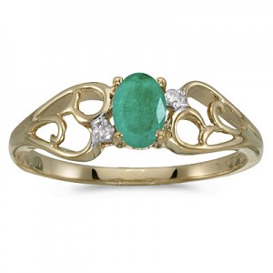 10k Yellow Gold Oval Emerald And Diamond Ring