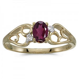 14k Yellow Gold Oval Rhodolite Garnet And Diamond Ring