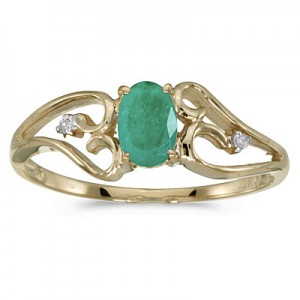 10k Yellow Gold Oval Emerald And Diamond Ring