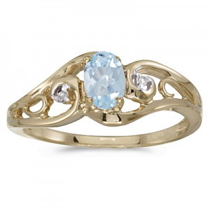 10k Yellow Gold Oval Aquamarine And Diamond Ring