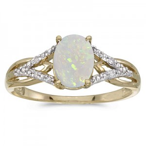 14k Yellow Gold Oval Opal And Diamond Ring