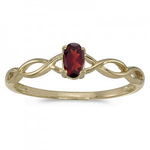 10k Yellow Gold Oval Garnet Ring