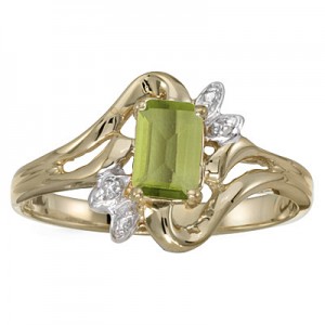 10k Yellow Gold Emerald-cut Peridot And Diamond Ring