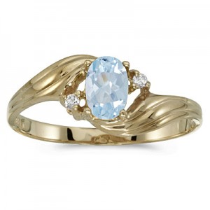 14k Yellow Gold Oval Aquamarine And Diamond Ring