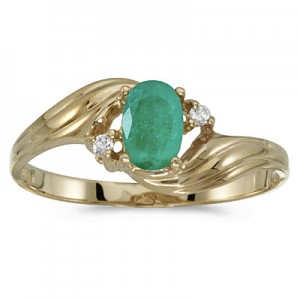 14k Yellow Gold Oval Emerald And Diamond Ring