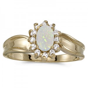 10k Yellow Gold Oval Opal And Diamond Ring