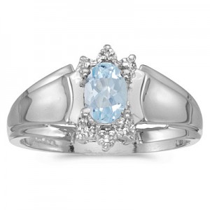 14k White Gold Oval Aquamarine And Diamond Ring