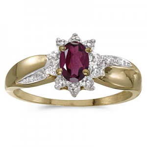 10k Yellow Gold Oval Rhodolite Garnet And Diamond Ring