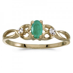 10k Yellow Gold Oval Emerald And Diamond Ring