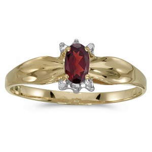 10k Yellow Gold Oval Garnet And Diamond Ring