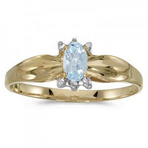 14k Yellow Gold Oval Aquamarine And Diamond Ring