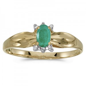 14k Yellow Gold Oval Emerald And Diamond Ring