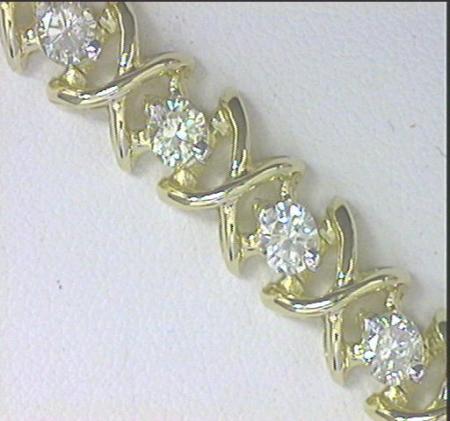 14K Yellow Gold Diamond XO Bracelet