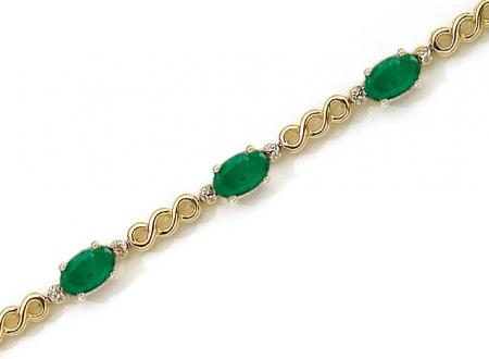 14K Yellow Gold Oval Aquamarine and Diamond Bracelet